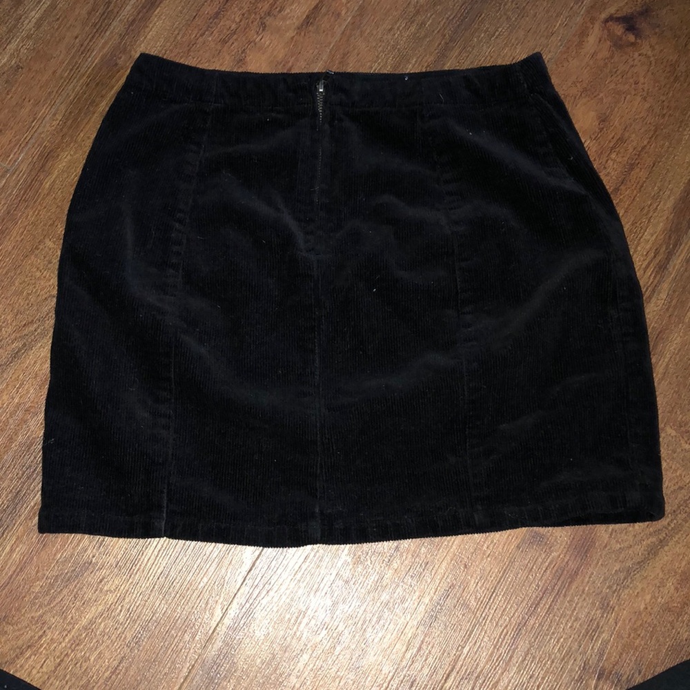 Corduroy skirt - Picture 2 of 2